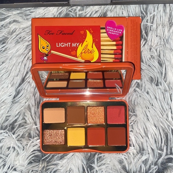Too Faced Light My Fire Eye Shadow Palette - Picture 1 of 4